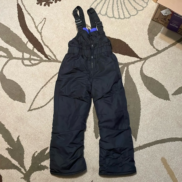 Snow pants - Picture 1 of 3